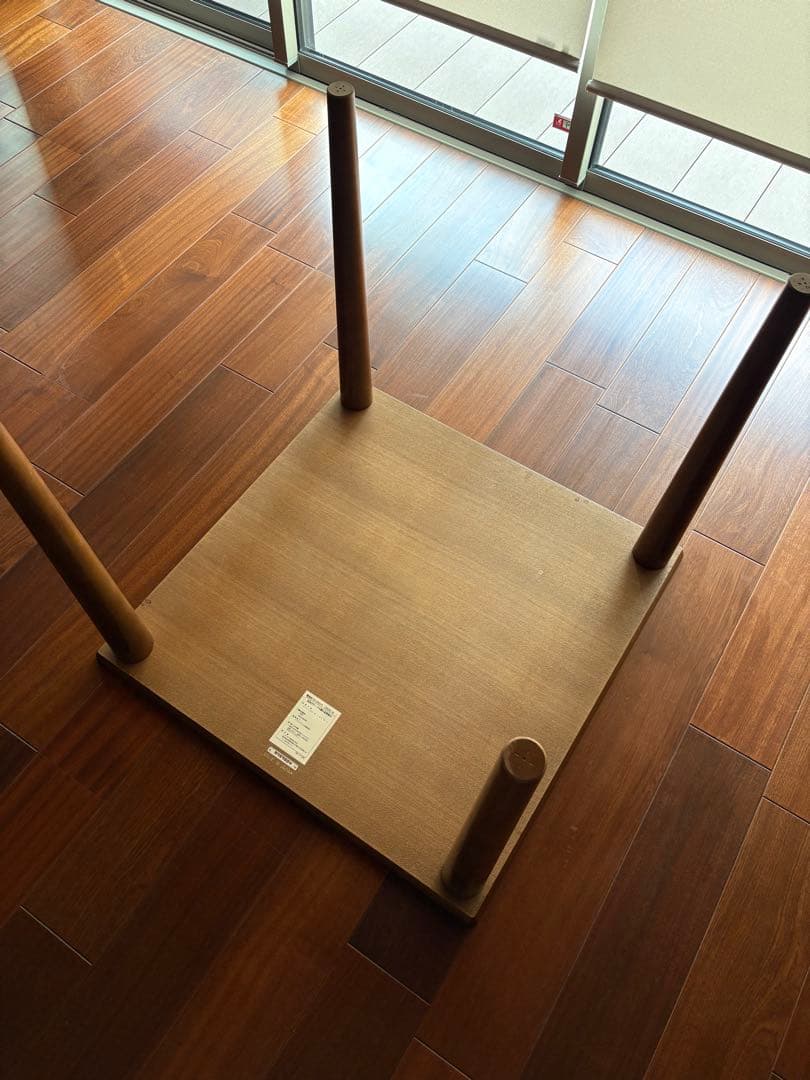 カリモク60ブラウン 木製 正方形テーブル